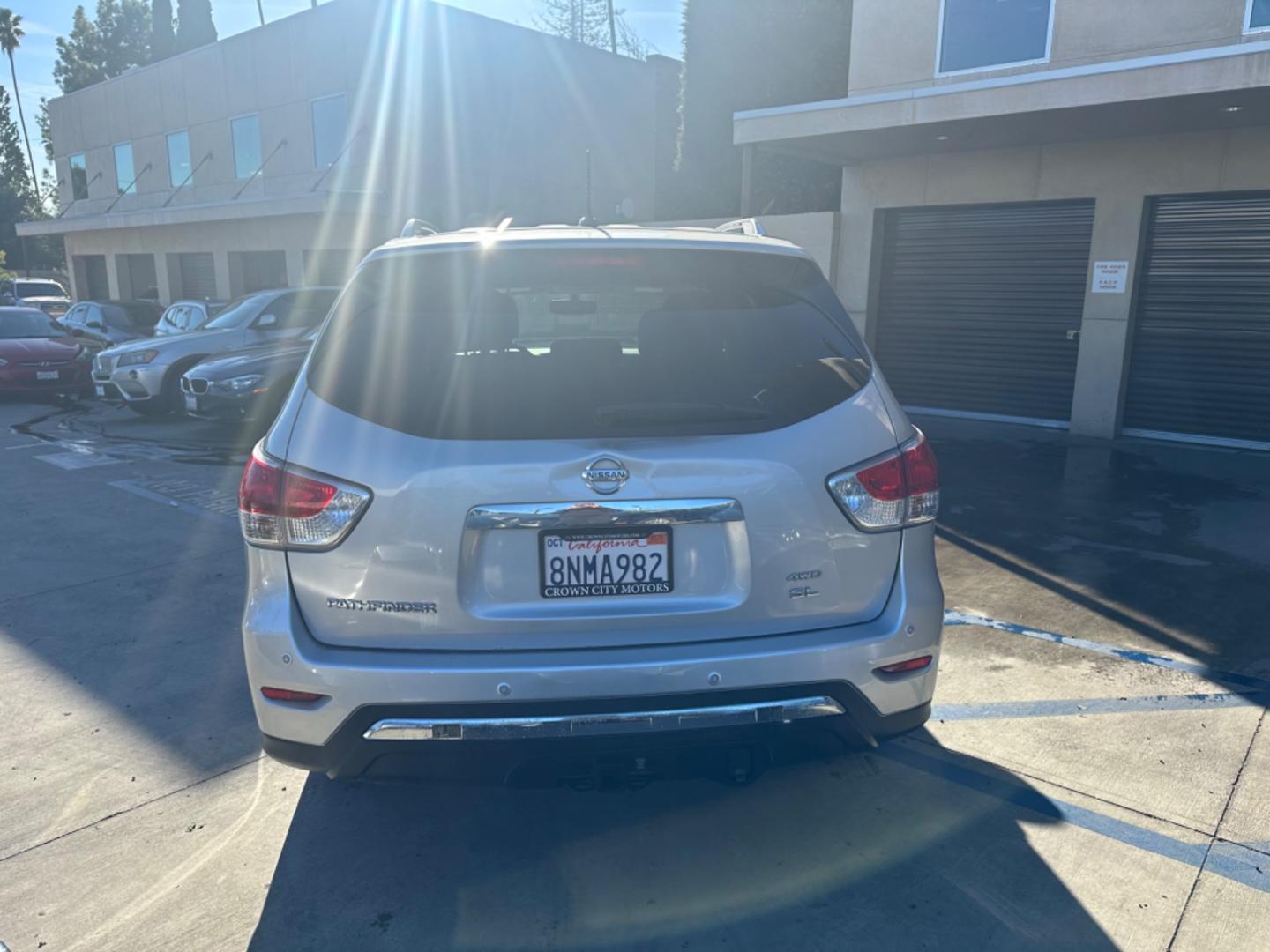 2015 Silver Nissan Pathfinder (5N1AR2MM6FC) , AUTOMATIC transmission, located at 30 S. Berkeley Avenue, Pasadena, CA, 91107, (626) 248-7567, 34.145447, -118.109398 - Crown City Motors is a used “Buy Here Pay Here” car dealer in Pasadena CA. “Buy Here Pay Here” financing, means that when you purchase your vehicle from our dealership, that you make the payments to the dealership as well. We do not need the banks approval to get you approved for a used auto - Photo#3